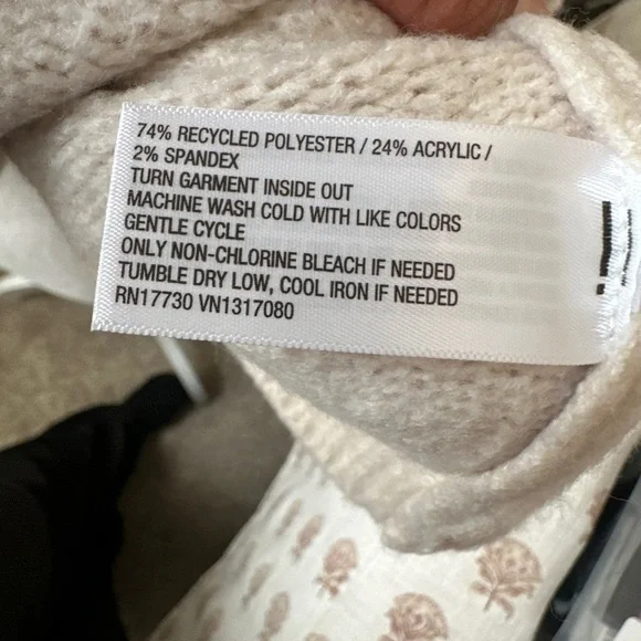 a new day Cream Sweater with Red Bow - Picture 8 of 8